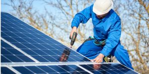 Installation Maintenance Panneaux Solaires Photovoltaïques à Lompnas